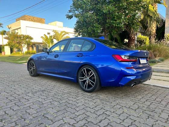 BMW 320i 2.0 16V TURBO GASOLINA M SPORT AUTOMÁTICO